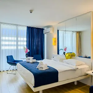  Апартаменты Seaside In New Orbi Twins